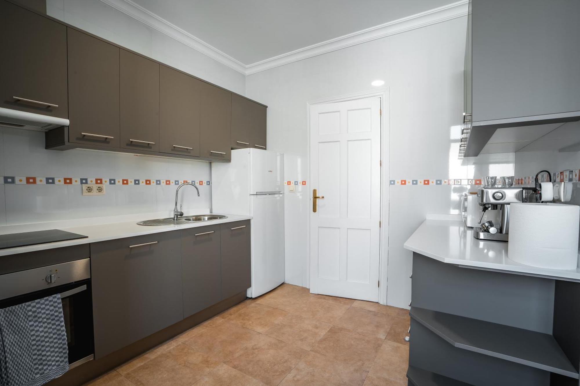 Alisios Gran Via - Toque Nazari Apartment Гранада Екстериор снимка