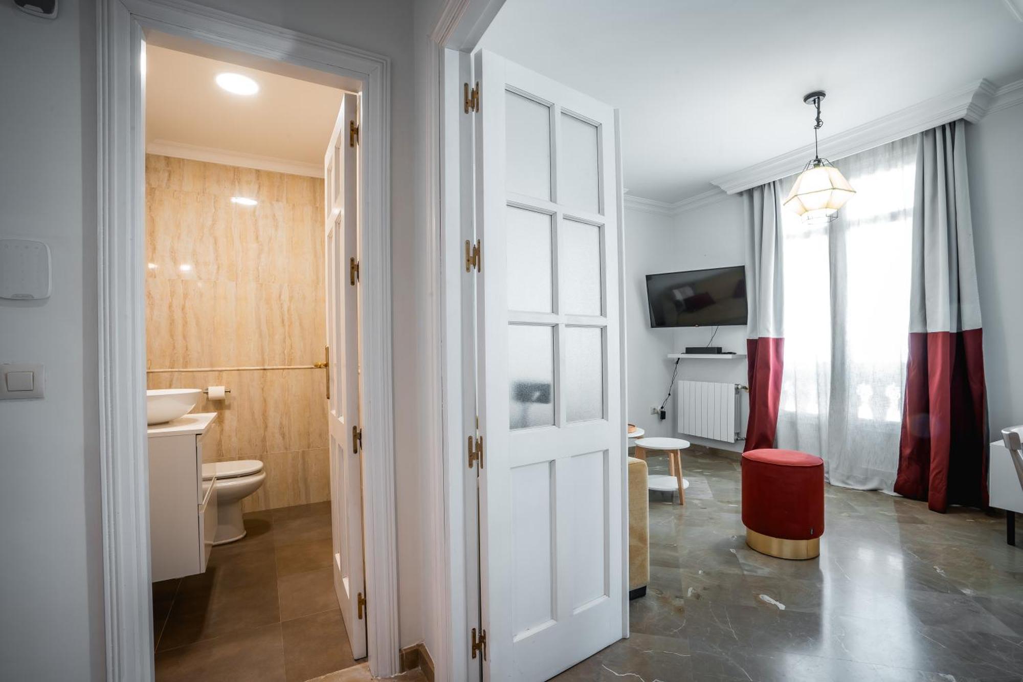 Alisios Gran Via - Toque Nazari Apartment Гранада Екстериор снимка
